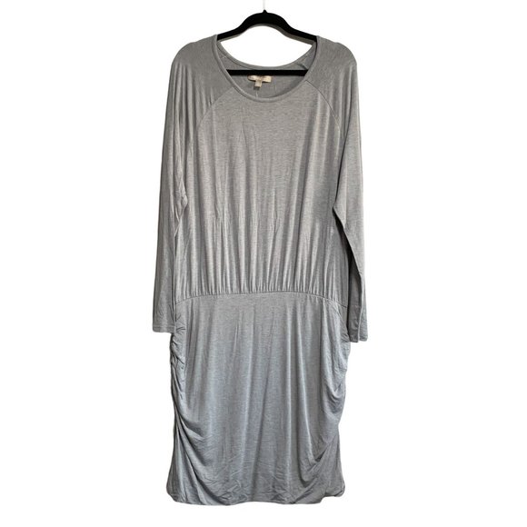 Banana Republic Dresses & Skirts - Banana Republic Side Ruched Bottom Light Gray Dress NWT Size XL